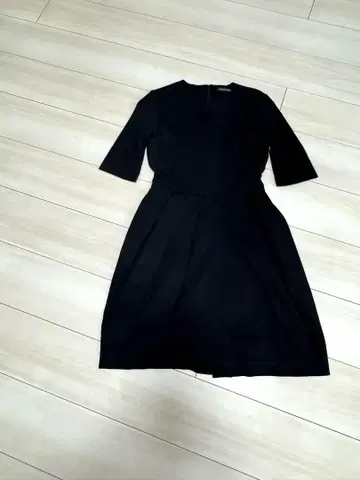 YOKO CHAN 블랙 무릎 기장 원피스 7부 소매