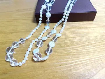 [새상품급] GRAVIE 펄 목걸이 크리스탈