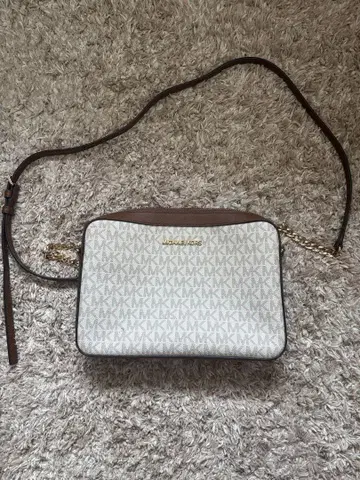 Michael Kors 숄더백 화이트/브라운