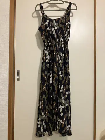 Orion London 롱 원피스 armoire caprice