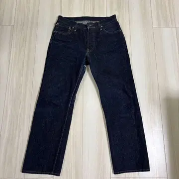 F.O.B. 팩토리 F151 W33