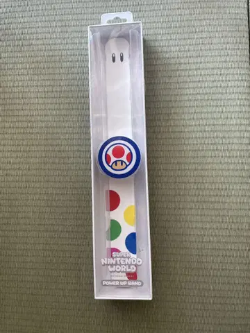 Super Nintendo World 파워업 밴드