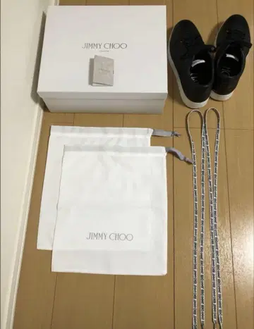 JIMMY CHOO 지미추 HAWAII 블랙 가죽 스니커즈 43
