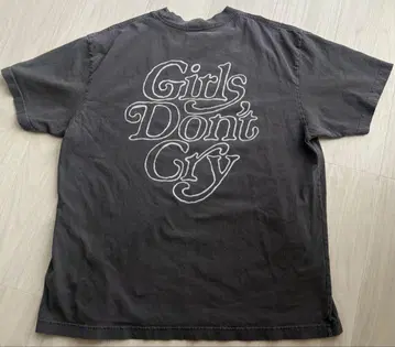 Girls Don't Cry OTSUMO PLAZA 티셔츠