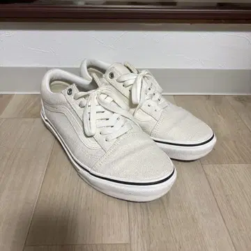 Vans 올드 스쿨 화이트 캔버스 스니커즈