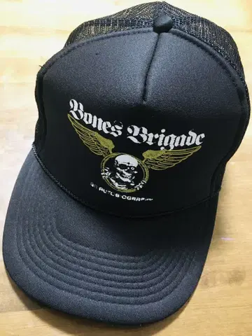 Bones Brigade 블랙캡 파웰 페랄타
