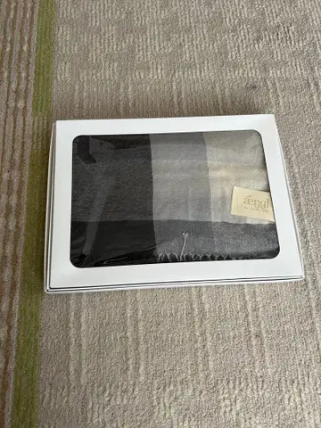 알파카 100% 머플러 얇은 소재 미사용품 기프트 상품