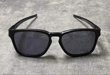 Oakley Latch SQ Square 오클리 래치 스퀘어
