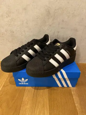 SUPERSTAR XLG UNISEX