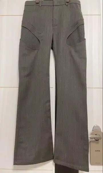AW22 CORNERSTONE STRAIGHT PANTS [새상품급]