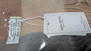 새상품급 100% 울 체크 무늬 머플러