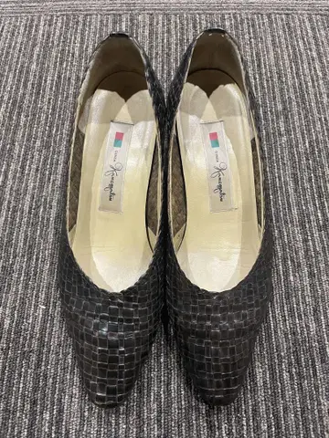 긴자 카네마츠 펌프스 23.5cm