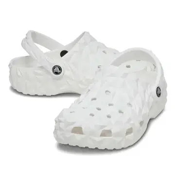 crocs 샌들 (CLASSIC GEOMETRIC CLOG) rwa3