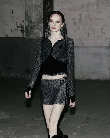 Badblood 체크 무늬 미니 스커트