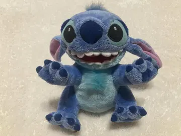 스티치 봉제 인형