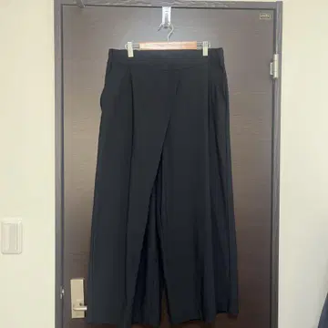 새상품급 블랙 와이드 팬츠
