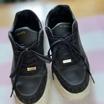 HIMIKO 블랙 스니커즈