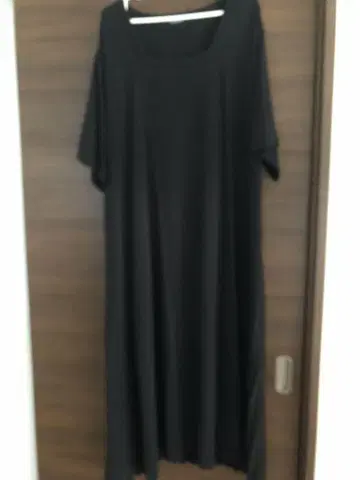 블랙 플리츠 반팔 롱 원피스