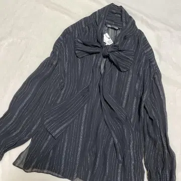 [새상품] 자라 ZARA 보타이 긴팔 블라우스 x 라메