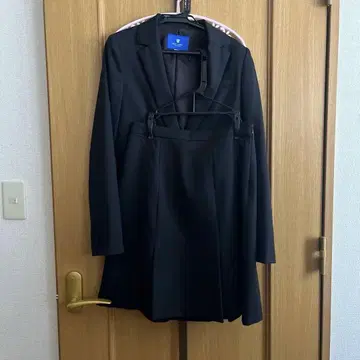 블루 라벨 수트 스커트