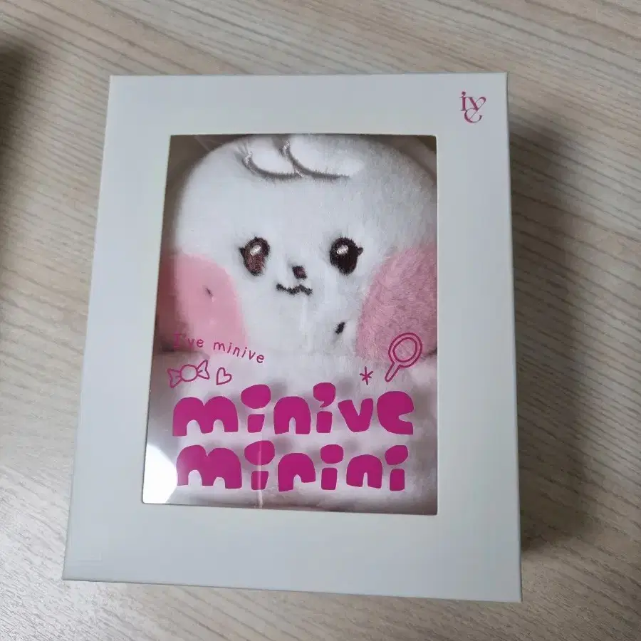 アイドル IVE minini cherini IVE | 아이브 Ive minive Cherini on Bunjang Global Site.