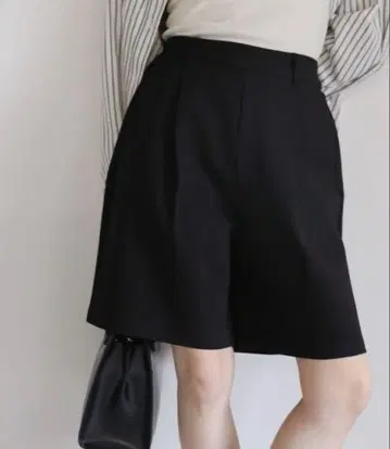 select MOCA 턱 이지 하프 팬츠