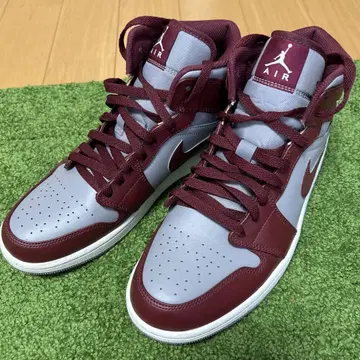 AIR JORDAN 1 MID DQ8426-615