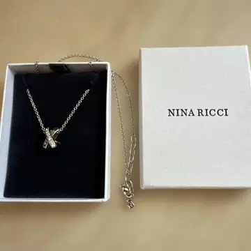NINA RICCI 니나리치 실버 목걸이 NR 로고 헤드