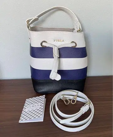 FURLA 스테이시 2way 미니 숄더백 [화이트 x 네이비]