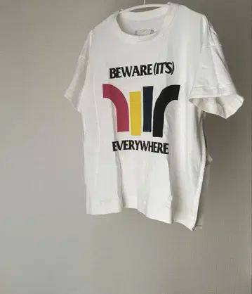 Sacai Beware (It's) Everywhere print T