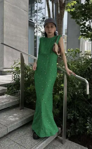 MEDI SMALL FLOWER NS DRESS 아메리빈티지