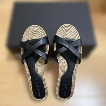 블랙 샌들 사이즈 37