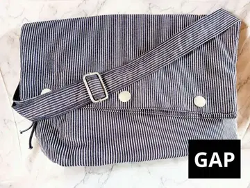 GAP 스트라이프 코튼 숄더백 크기 조절 가능, 득템 기회!