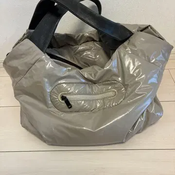 캠퍼 베이지 토트백