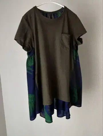 sacai 시다 패턴 T셔츠