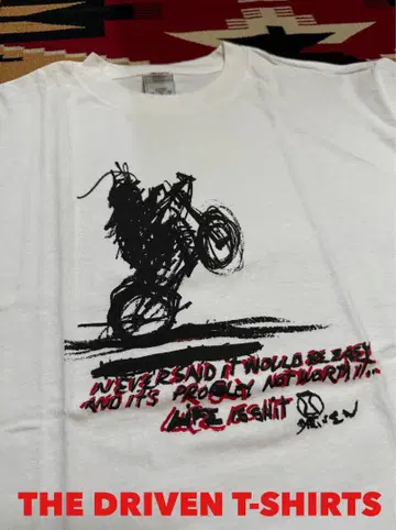 THE DRIVEN T-SHIRTS -SIZE M-