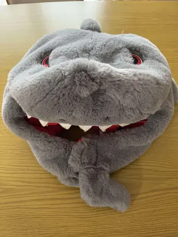상어 입 디자인 모자 USJ