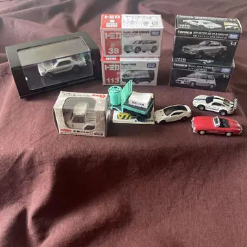도요타 랜드크루저 등 미니카 9대 + 스카이라인 2000GT-R
