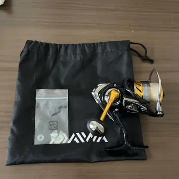 DAIWA REVROS 1003 낚시릴 블랙/금