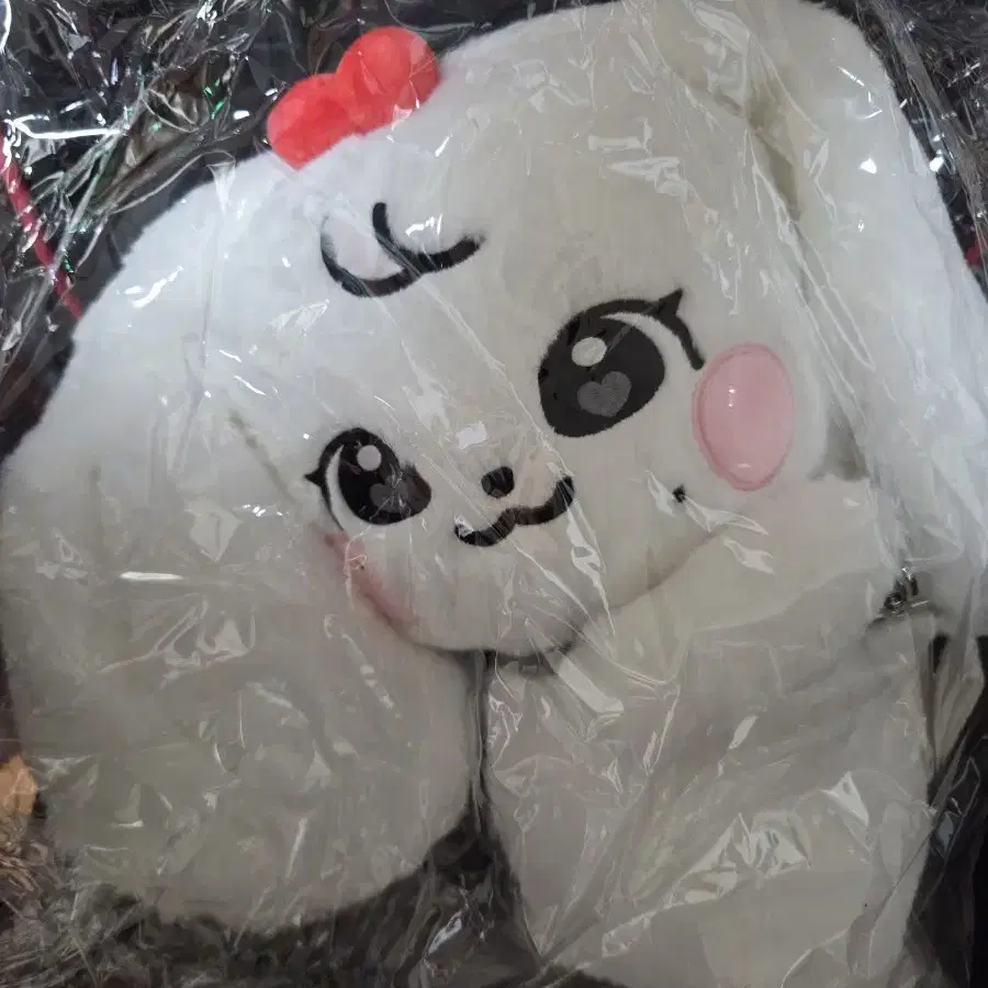 IVE MINIVE ハグバッグ チェリー CHERRY ウォニョン IVE MINIVE ハグバッグ チェリー CHERRY ウォニョン（IVE MINIVE