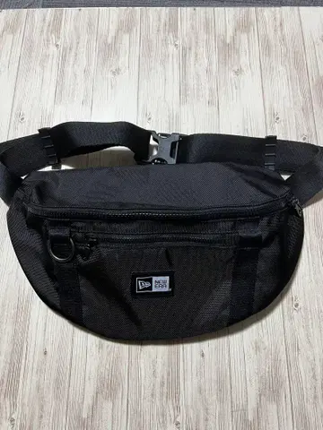 뉴에라 NEW ERA 허리 가방 BAG WAST 블랙