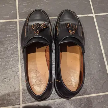 Dr.Martens 태슬 로퍼 블랙
