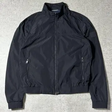 HUGO BOSS 나일론 자켓 최근 제품 블랙 46