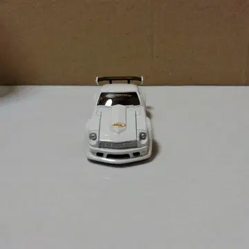 1/64 머슬 머신 240Z 2