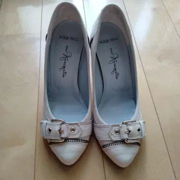 긴자 카네마츠 펌프스 22cm