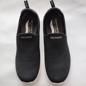 스케쳐스