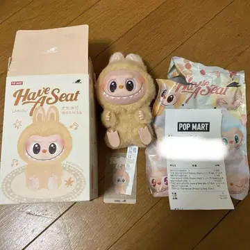 정품 LABUBU Have A Seat BABA 라부부 팝마트