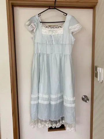 신데렐라풍 스카이블루 레이스 장식 롱 원피스 lacemade 선호