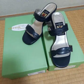 미사용 새상품 미하마 MIHAMA 샌들 23