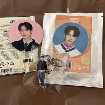holiday 케렌 준 JUN 미니 피켓 키링 캡슐 토이